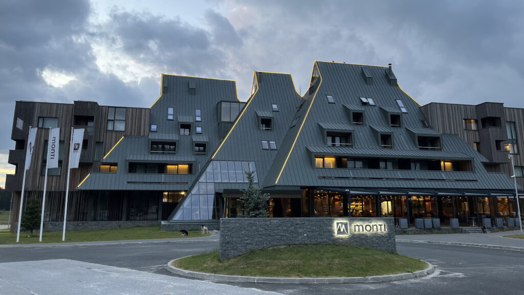 Hotel Monti