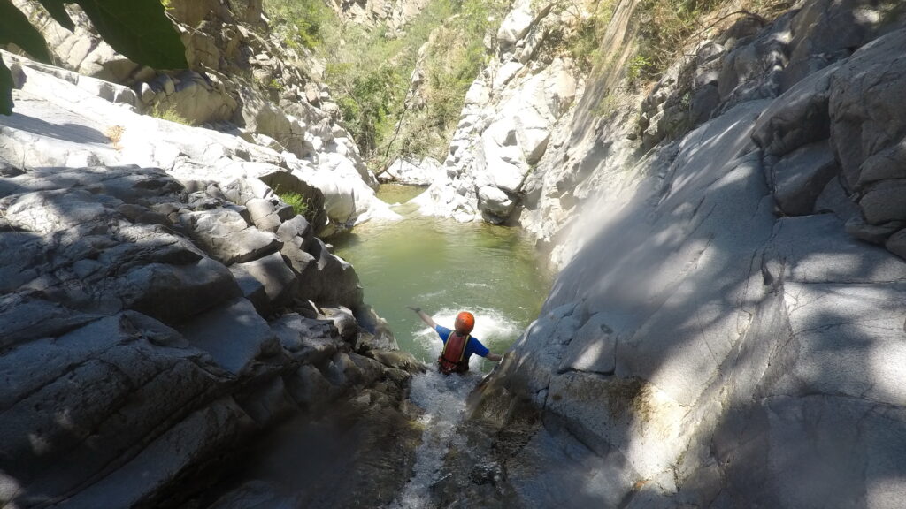 Canyoning on the Vlahi river
Four days in Bulgaria with rafting and canyoning